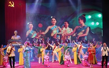 Quan hệ đặc biệt Việt - Lào không suy chuyển bởi đổi thay thời cuộc