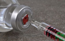 Mỹ bắt đầu thử nghiệm lâm sàng văcxin phòng SARS-CoV-2