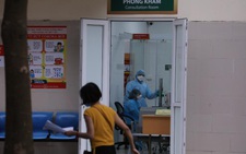Gần 180 nhân viên y tế Bệnh viện Bạch Mai được gỡ bỏ 'cách ly kép'