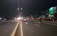 Xe gắn máy chạy ngược chiều đấu đầu ôtô, 2 người tử vong