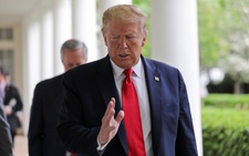Ông Trump: 'Trung Quốc làm bất cứ thứ gì để tôi thất cử'