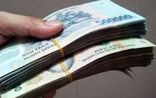 Khởi tố thêm 4 người liên quan đường dây 'chạy' chế độ chính sách