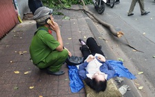 Cành cây to ‘trên trời rơi xuống' làm người phụ nữ đi xe máy bị thương