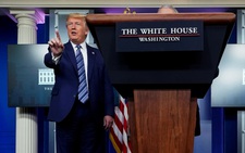 Ông Trump lên mạng khoe tin 'sốc' thời COVID-19: Tỉ lệ thất nghiệp giảm bất ngờ!