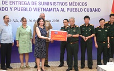 Bộ Quốc phòng Việt Nam trao tặng 3 tấn vật tư y tế cho Cuba