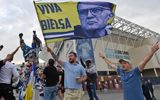 Leeds United ngày trở lại: Kẻ đáng ghét, cũng là kẻ được mong chờ nhất
