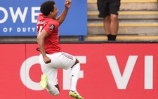 Ghi bàn ở phút 90+8, Jesse Lingard khiến CĐV 'vỡ mộng' làm giàu