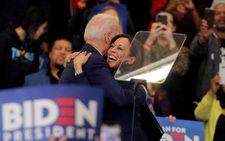 Ông Biden chọn phụ nữ làm cấp phó, ông Trump nói gì?