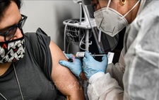 Mỹ phát triển​ chủng virus corona mới đẩy nhanh tiến độ thử vắcxin