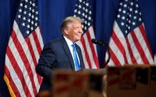 Ông Trump nghi ngờ đối thủ Biden dùng ma túy để tăng cường sức khỏe