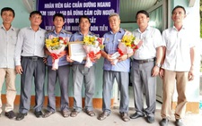 Bộ trưởng gửi thư biểu dương nhân viên gác chắn cứu người ngay trước mũi xe lửa