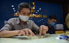 Giá vàng thế giới lao dốc, vàng SJC giảm hàng triệu đồng/lượng