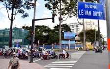 Đổi giấy tờ cho dân trên đường Lê Văn Duyệt ra sao?