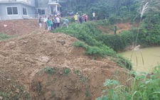 Vô ý rớt xuống hồ nước tưới cà phê, 3 học sinh nhỏ tuổi chết đuối