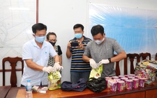 Nghi chuyển ma túy đá từ Campuchia về Việt Nam trong thùng hủ tiếu ăn liền