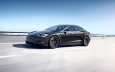 Hãng xe Tesla của tỉ phú Elon Musk bị yêu cầu triệu hồi hơn 158.000 chiếc