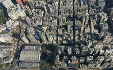 Hong Kong lần đầu phong tỏa để ngăn dịch COVID-19