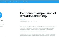 Twitter thông báo đình chỉ vĩnh viễn tài khoản ông Trump, cổ phiếu giảm giá