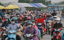 Nhiều tỉnh miễn phí đưa đón, xét nghiệm, cách ly người dân về quê