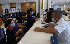Người gửi tiền bớt thiệt