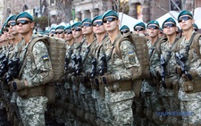 Ukraine đưa 8.500 lính và cảnh sát đến biên giới với Belarus