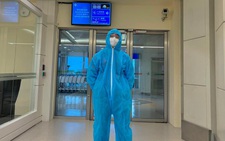 'Mày là thằng lơ máy bay!'