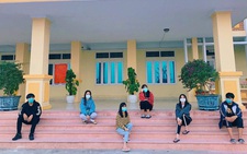 Trải nghiệm đặc biệt của lớp 12E 'du lịch' vào khu cách ly xuyên tết