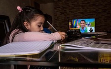 Dạy học từ xa: 'Lôi kéo' truyền hình, phát thanh vào cuộc
