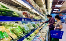Đón tết nhẹ nhàng, khách cần siêu thị có