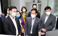 Thường trực Ban Bí thư Võ Văn Thưởng chúc Tết cán bộ, bác sĩ Viện Vệ sinh dịch tễ trung ương