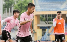 Các tuyển thủ Quang Hải, Tiến Linh,… gửi lời 'mong bình an' tới Hùng Dũng