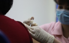 Lô vắc xin ngừa COVID-19 của COVAX đầu tiên về Việt Nam không đủ 1,37 triệu liều
