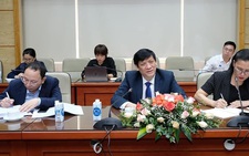 Việt Nam tìm nguồn vắc xin Nga, Trung Quốc và Ấn Độ