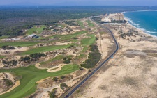 Hai tuần cấp phép một sân golf