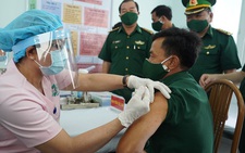 Hà Nội xét nghiệm COVID-19 cho nhân viên y tế toàn thành phố