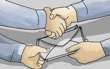 Muốn tố cáo cán bộ tham nhũng thì làm thế nào?