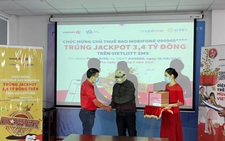 Thuê bao Mobifone đầu tiên nhận Jackpot qua kênh Vietlott SMS trị giá 3,4 tỉ đồng