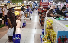 Mua sắm trầm lắng trong ngày đầu tiên TP.HCM thực hiện giãn cách xã hội