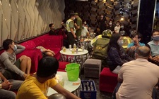 Phát hiện công an, 24 khách hát karaoke T3 tháo chạy cửa sau