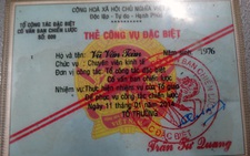 Khởi tố người dùng 'thẻ công vụ đặc biệt' để gặp 5 người Trung Quốc đang cách ly