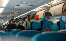 Các đội bóng đi chuyên cơ đến Nha Trang dự VBA 2021
