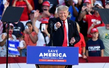 Ông Trump đi vận động trở lại, tuyên bố sẽ 'chiến thắng lần thứ ba'
