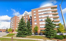 Canada: Y tá bệnh viện bị sa thải vì tiêm vắc xin COVID-19 cho người thân