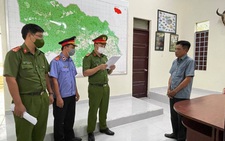 Bắt trạm trưởng kiểm lâm nhận tiền hối lộ để lâm tặc vào phá rừng