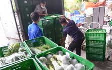 Quy định hàng hóa thiết yếu vẫn làm khó doanh nghiệp, người dân
