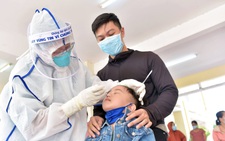 Trường phải bố trí lực lượng đi cùng khi học sinh tiêm vắc xin