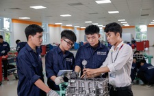 Nhiều đại học dừng tăng học phí năm học mới vì COVID-19