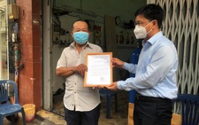 Tặng thư khen cho 'Hạt cát nhỏ' đem máy thở cứu người dưng