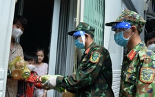 'Triệu phần quà đại đoàn kết' tiếp sức đồng bào miền Nam qua COVID-19