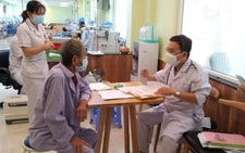 Người mắc bệnh thận mạn, đặc biệt bệnh nhân lọc máu, cần tiêm vắc xin sớm nhất có thể